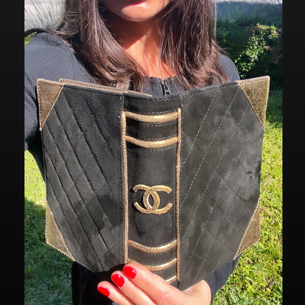 CHANEL BOOK CLUTCH